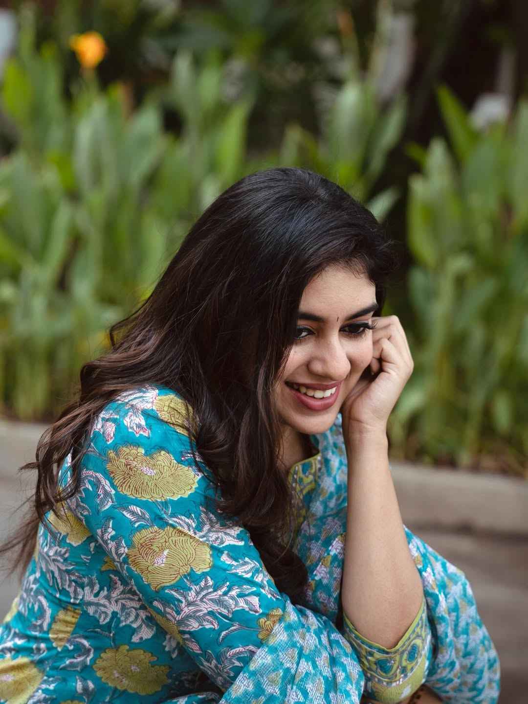 Ethnic Indian Wear Elegant Blue Floral Poly Reyon Suit for Women( fabric is likely breathable, Poly rayon)