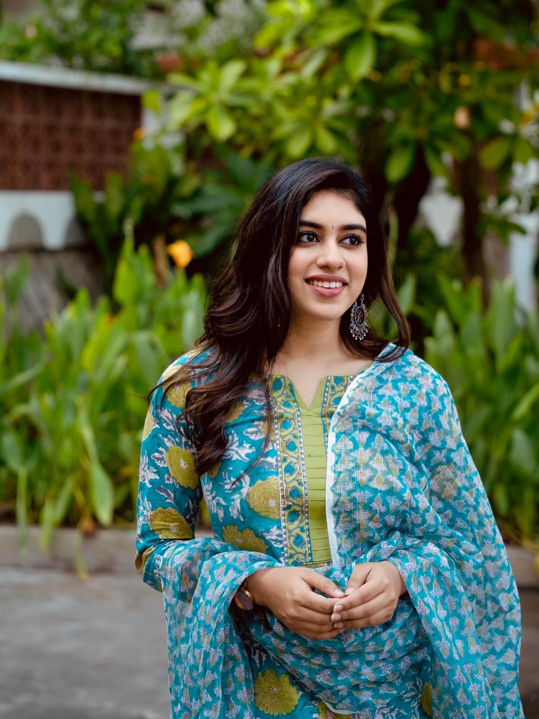 Ethnic Indian Wear Elegant Blue Floral Poly Reyon Suit for Women( fabric is likely breathable, Poly rayon)