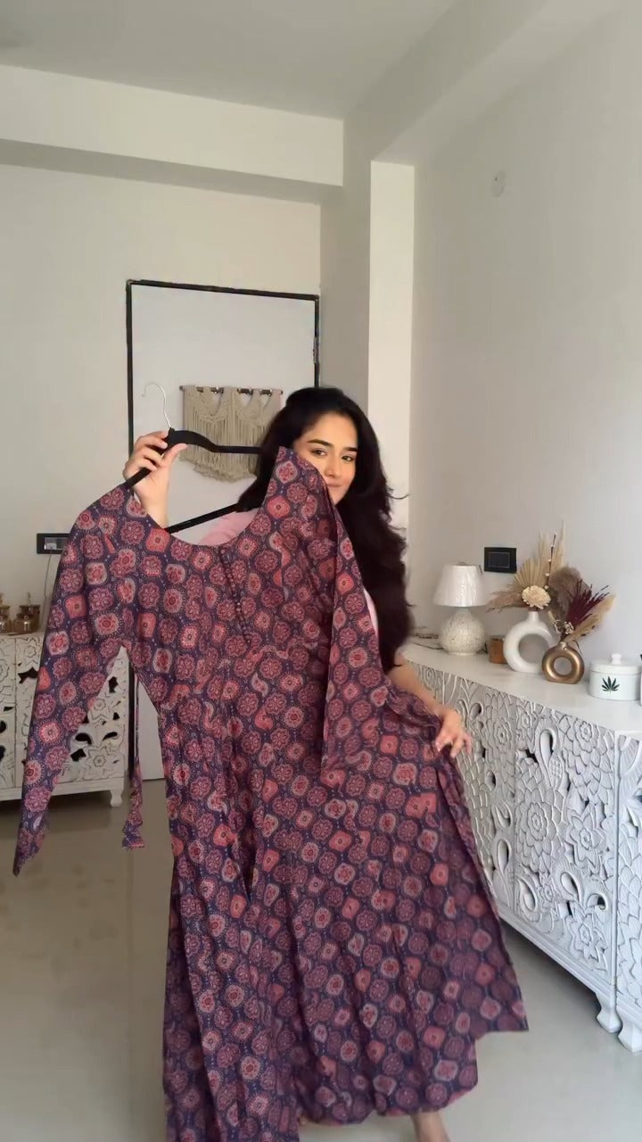 traditional Indian Kurta Pant Dupatta Set